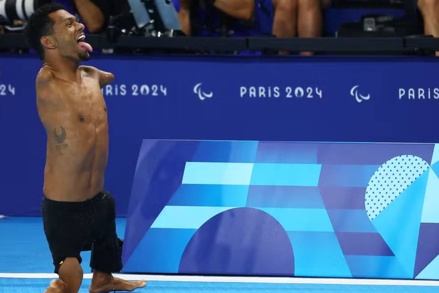 Gabrielzinho Conquista Segundo Ouro Em Paris Show Nas Piscinas