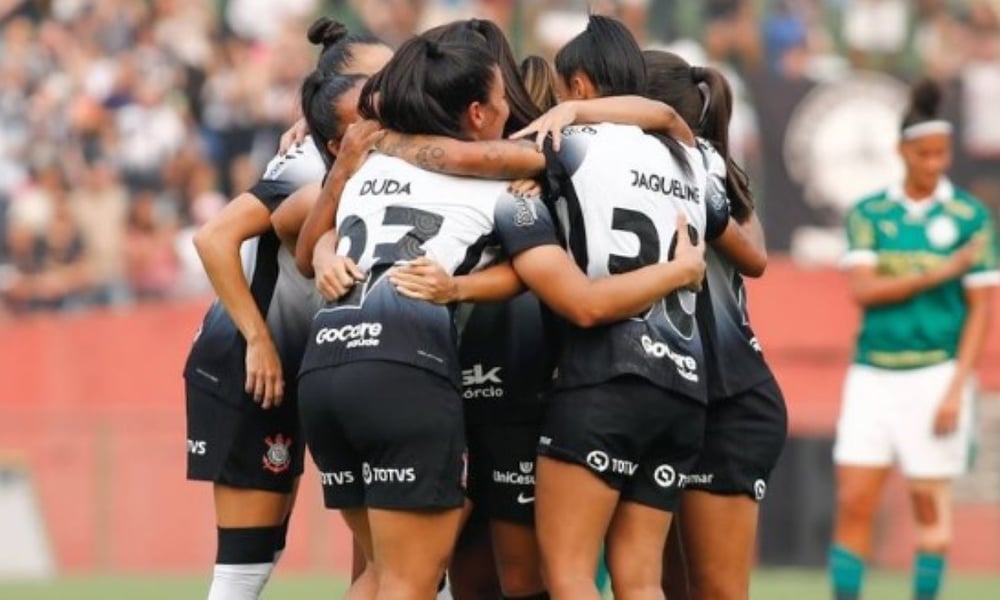 Vitória Yaya marca e Corinthians empata decisão do Paulistão Feminino; jogo segue disputado